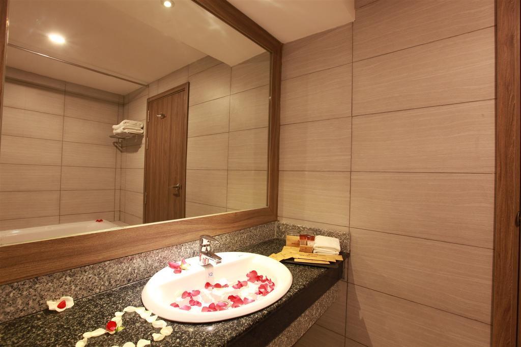 Minh Tam Hotel & Spa 3/2 Ho Şi Min Exterior foto